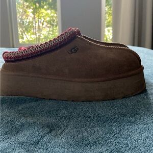 Great condition UGG women size 7